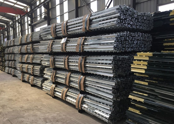 Sahil Çiftçiliği için Galvanizli Tel Çit Metal T Kolay Yerleştirilebilir Kurulum